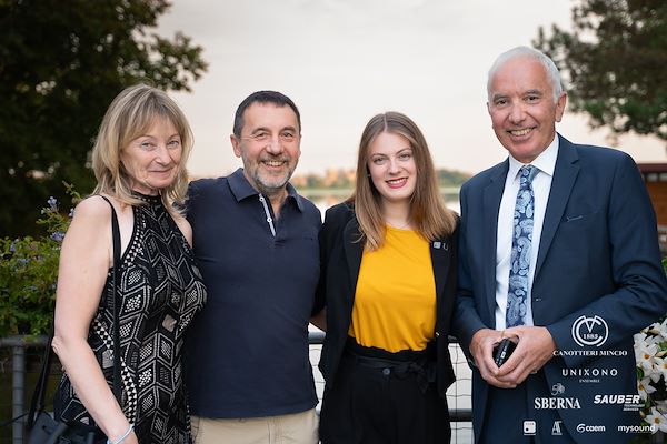 Canottieri Mincio . Unixono - Elena Camo: Le Grandi Voci Italiane