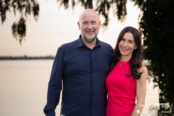 Canottieri Mincio . Unixono - Elena Camo: Le Grandi Voci Italiane