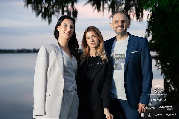 Canottieri Mincio . Unixono - Elena Camo: Le Grandi Voci Italiane