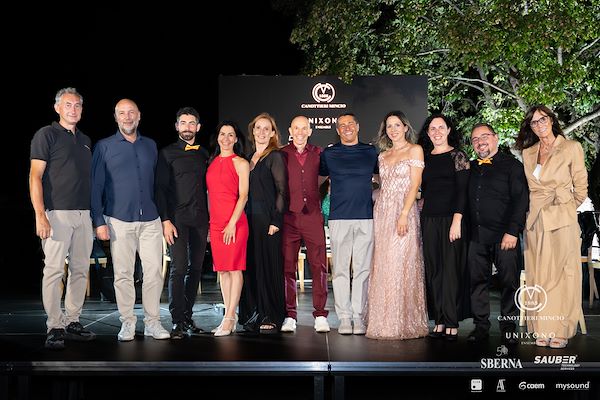 Canottieri Mincio . Unixono - Elena Camo: Le Grandi Voci Italiane