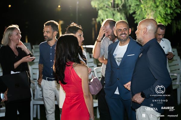 Canottieri Mincio . Unixono - Elena Camo: Le Grandi Voci Italiane