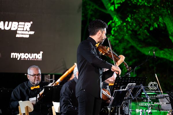 Canottieri Mincio . Unixono - Elena Camo: Le Grandi Voci Italiane