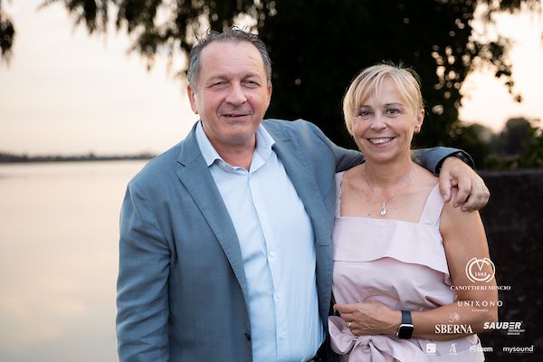 Canottieri Mincio . Unixono - Elena Camo: Le Grandi Voci Italiane