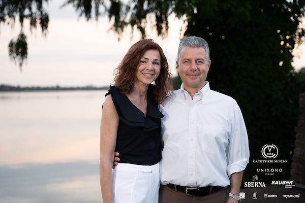 Canottieri Mincio . Unixono - Elena Camo: Le Grandi Voci Italiane