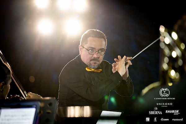 Canottieri Mincio . Unixono - Elena Camo: Le Grandi Voci Italiane