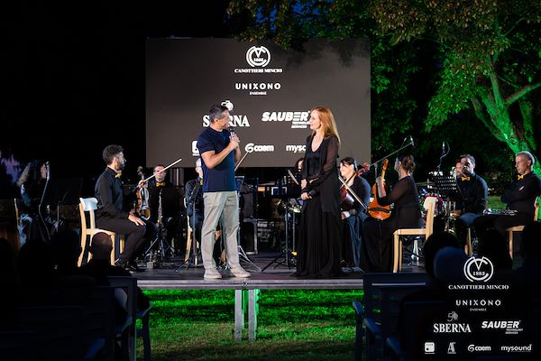 Canottieri Mincio . Unixono - Elena Camo: Le Grandi Voci Italiane