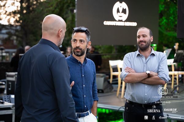 Canottieri Mincio . Unixono - Elena Camo: Le Grandi Voci Italiane