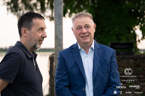 Canottieri Mincio . Unixono - Elena Camo: Le Grandi Voci Italiane