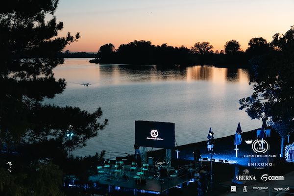 Canottieri Mincio . Unixono<br>Elena Camo: Le Grandi Voci Pop