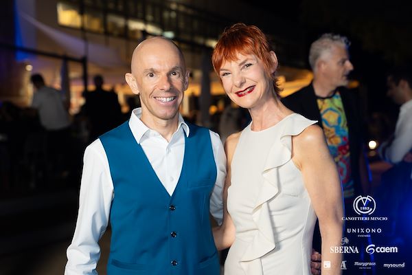 Canottieri Mincio . Unixono<br>Elena Camo: Le Grandi Voci Pop