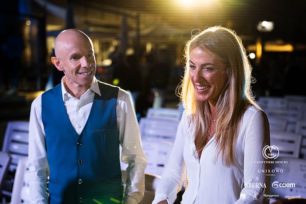 Canottieri Mincio . Unixono<br>Elena Camo: Le Grandi Voci Pop