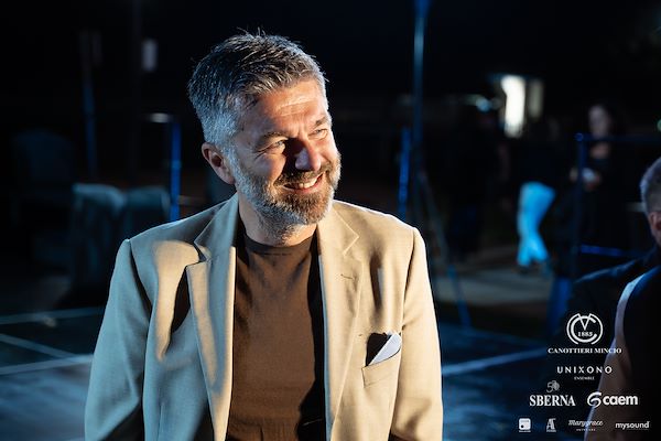 Canottieri Mincio . Unixono<br>Elena Camo: Le Grandi Voci Pop