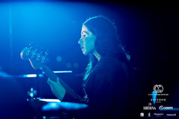 Canottieri Mincio . Unixono<br>Elena Camo: Le Grandi Voci Pop