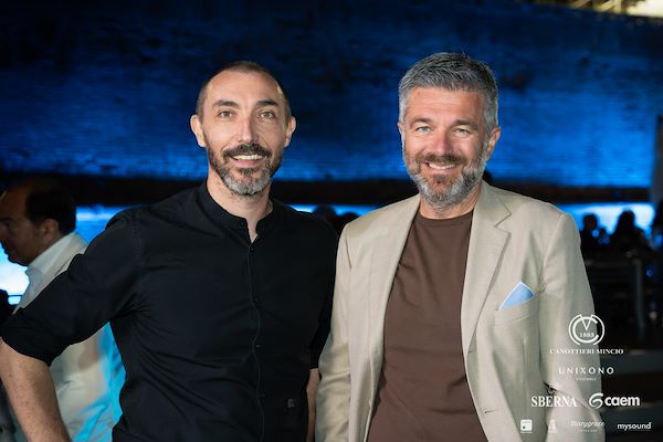 Canottieri Mincio . Unixono<br>Elena Camo: Le Grandi Voci Pop