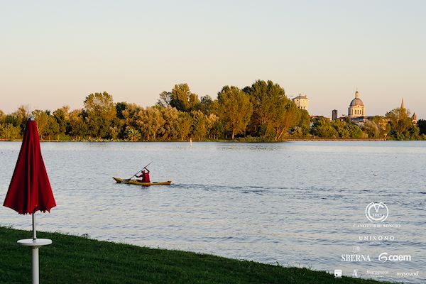 Canottieri Mincio . Unixono<br>Elena Camo: Le Grandi Voci Pop
