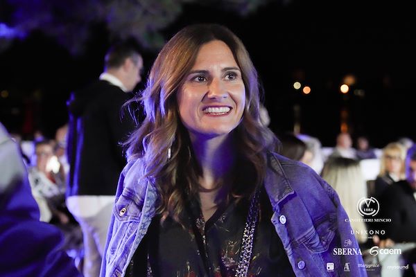 Canottieri Mincio . Unixono<br>Elena Camo: Le Grandi Voci Pop