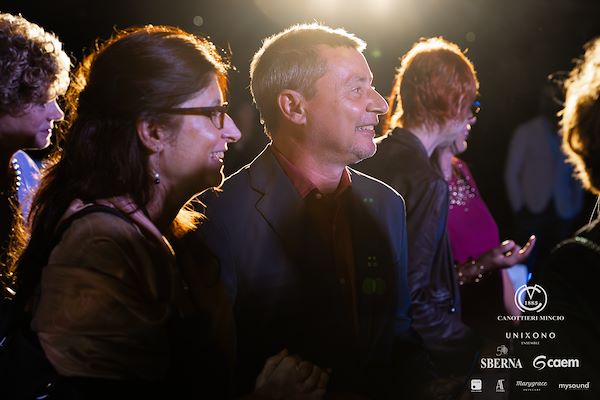 Canottieri Mincio . Unixono<br>Elena Camo: Le Grandi Voci Pop