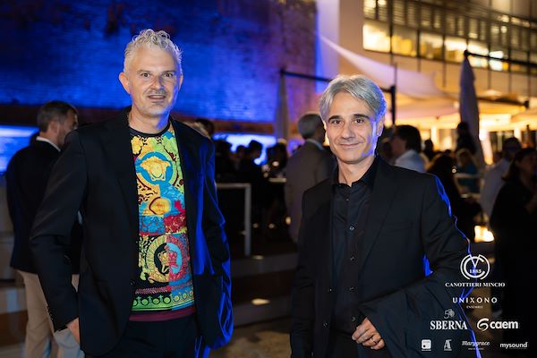 Canottieri Mincio . Unixono<br>Elena Camo: Le Grandi Voci Pop