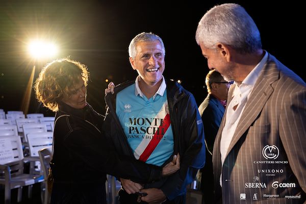 Canottieri Mincio . Unixono<br>Elena Camo: Le Grandi Voci Pop