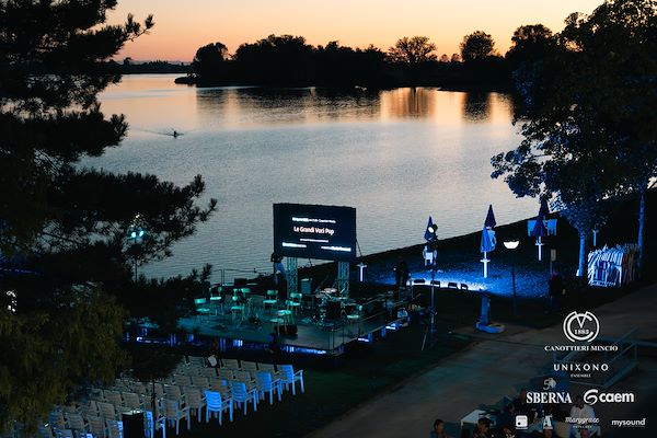 Canottieri Mincio . Unixono<br>Elena Camo: Le Grandi Voci Pop