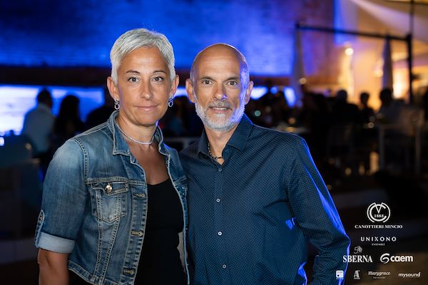 Canottieri Mincio . Unixono<br>Elena Camo: Le Grandi Voci Pop