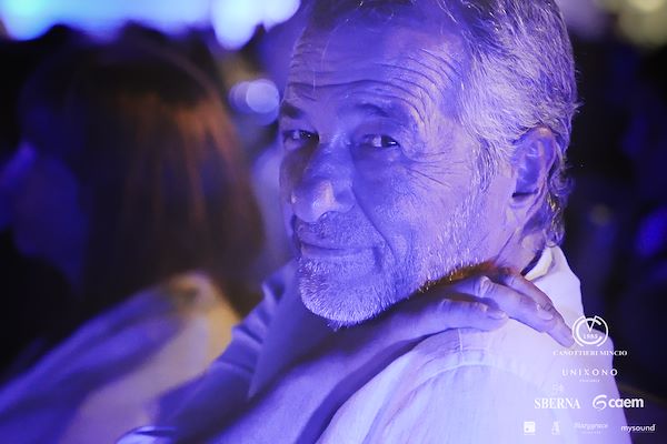 Canottieri Mincio . Unixono<br>Elena Camo: Le Grandi Voci Pop