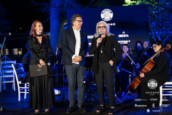 Circolo Tennis Scaligero<br> Unixono & Elena Camo: Le Grandi Voci Pop