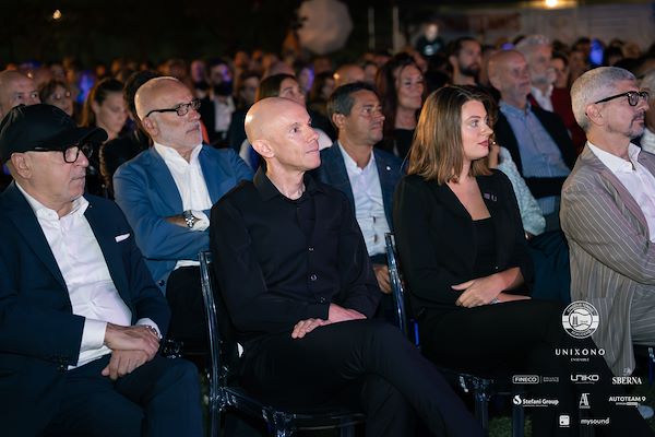 Circolo Tennis Scaligero<br> Unixono & Elena Camo: Le Grandi Voci Pop