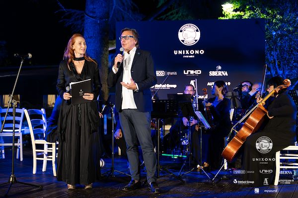 Circolo Tennis Scaligero<br> Unixono & Elena Camo: Le Grandi Voci Pop