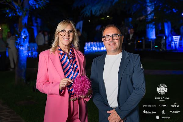 Circolo Tennis Scaligero<br> Unixono & Elena Camo: Le Grandi Voci Pop