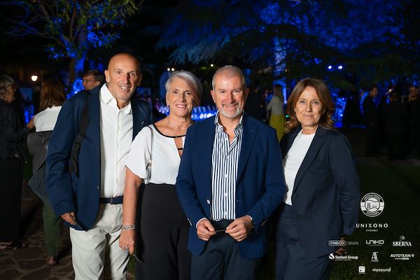 Circolo Tennis Scaligero<br> Unixono & Elena Camo: Le Grandi Voci Pop