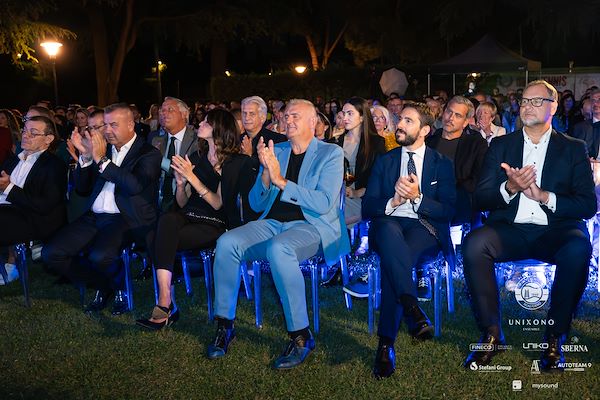 Circolo Tennis Scaligero<br> Unixono & Elena Camo: Le Grandi Voci Pop