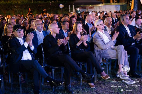 Circolo Tennis Scaligero<br> Unixono & Elena Camo: Le Grandi Voci Pop