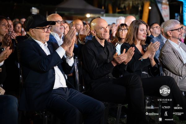 Circolo Tennis Scaligero<br> Unixono & Elena Camo: Le Grandi Voci Pop