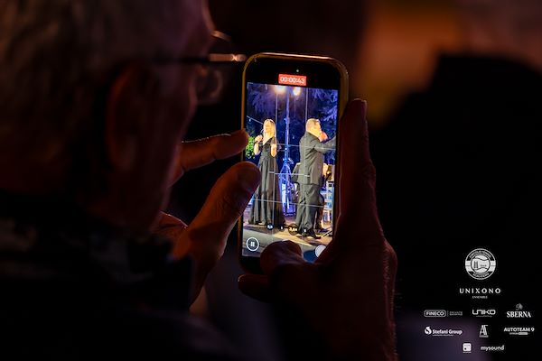 Circolo Tennis Scaligero<br> Unixono & Elena Camo: Le Grandi Voci Pop