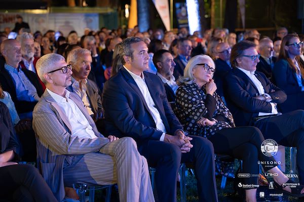 Circolo Tennis Scaligero<br> Unixono & Elena Camo: Le Grandi Voci Pop