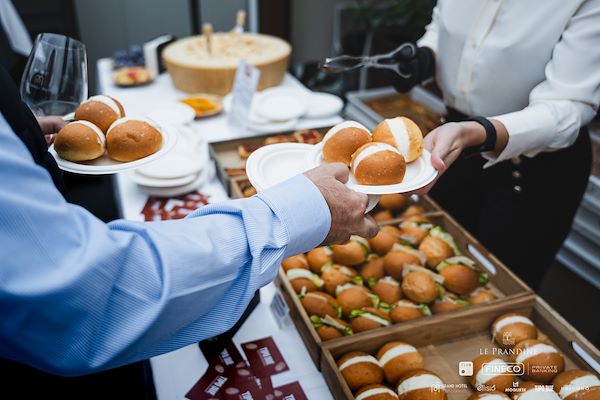 Le Prandine . FinecoBank </br > Il Piacere dell'Eccellenza