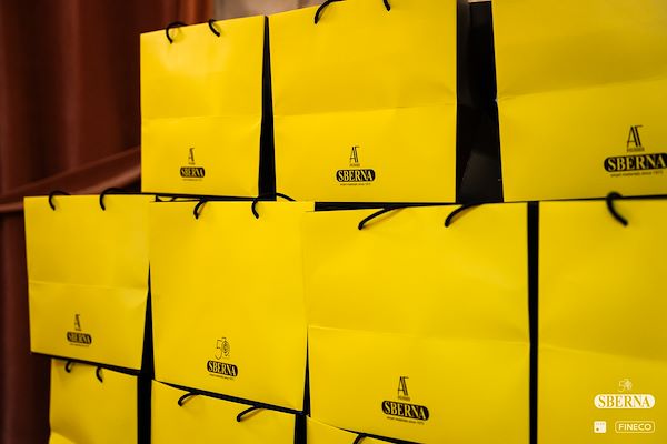 Sberna . FinecoBank . Siglacom Club <br/ > Sberna Bella